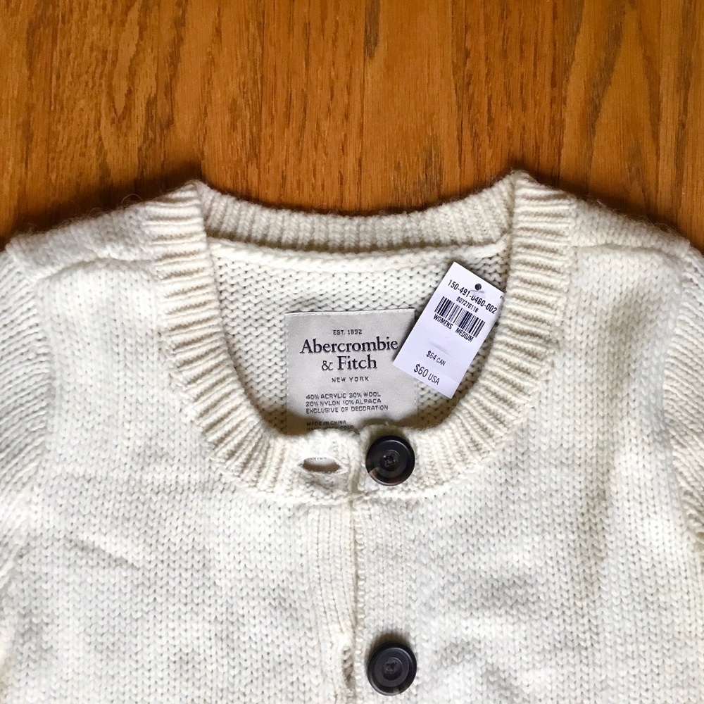Abercrombie & Fitch Button Down Sweater